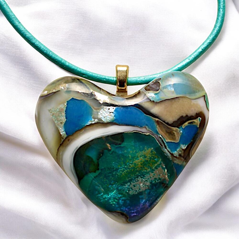 Chic & stylish Heart Pendant Necklace made from Fused Glass.